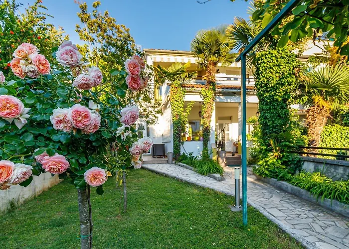 Jozefina Luxury, 100 M From The Beach