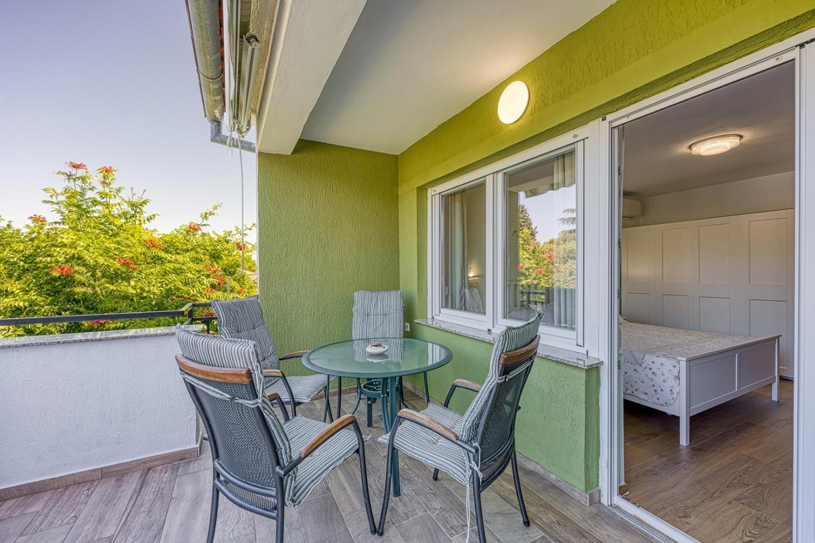 Jozefina Luxury, 100 M From The Apartment Porec