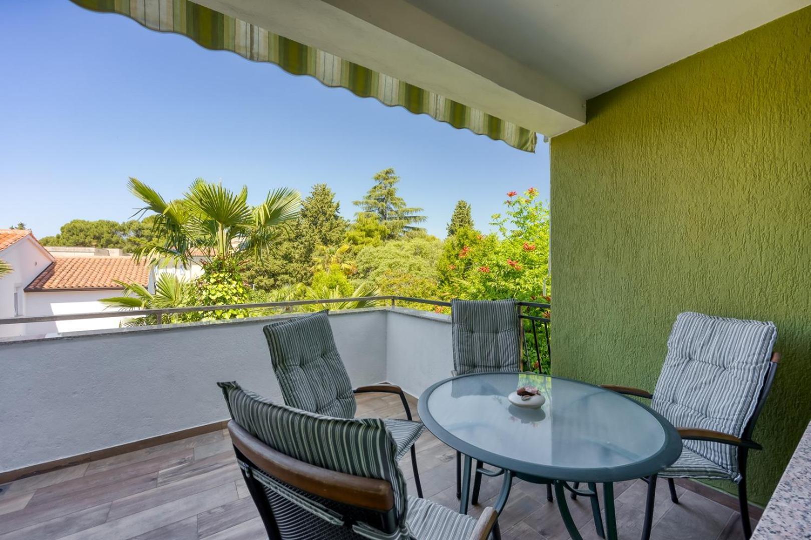 Jozefina Luxury, 100 M From The Porec