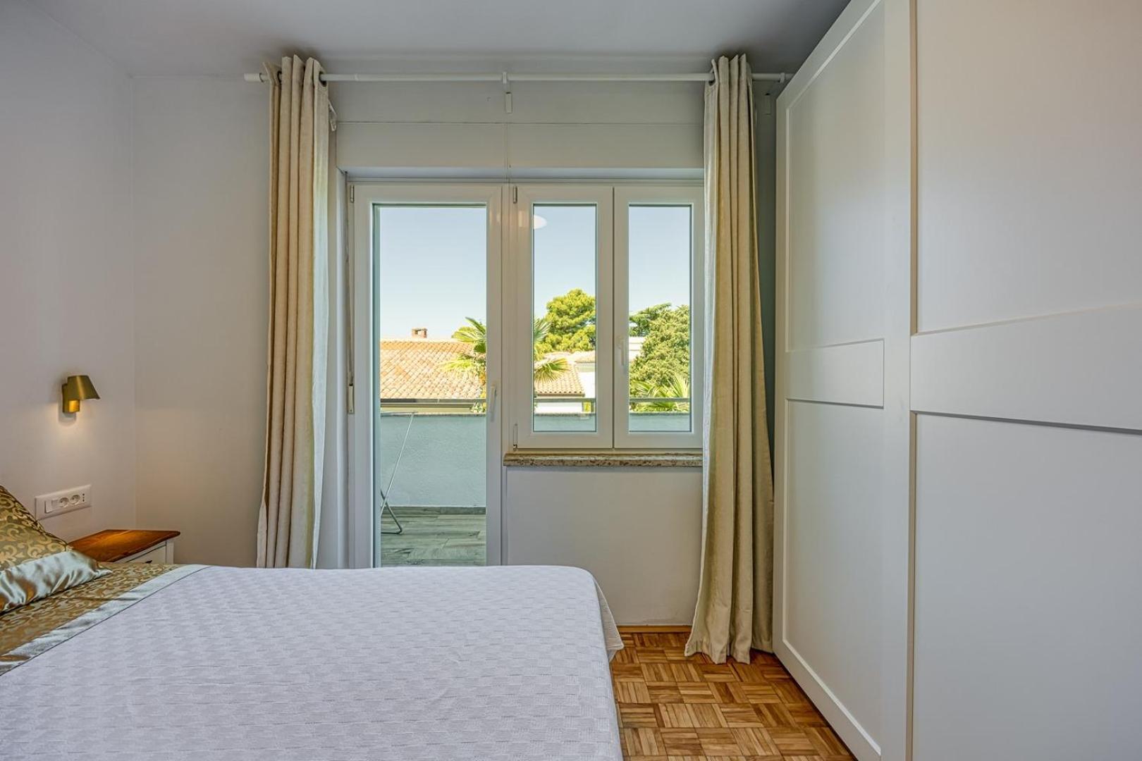 Jozefina Luxury, 100 M From The Apartment Poreč